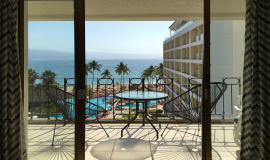 Beach Front Condo / Hotel with great rental opportunity