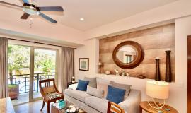 First Floor, overlooking the pool and 1 block from Los Muerto Beach
