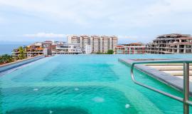 Pacifica 101 -  Gorgeous Studio in the Heart of Zona Romantica